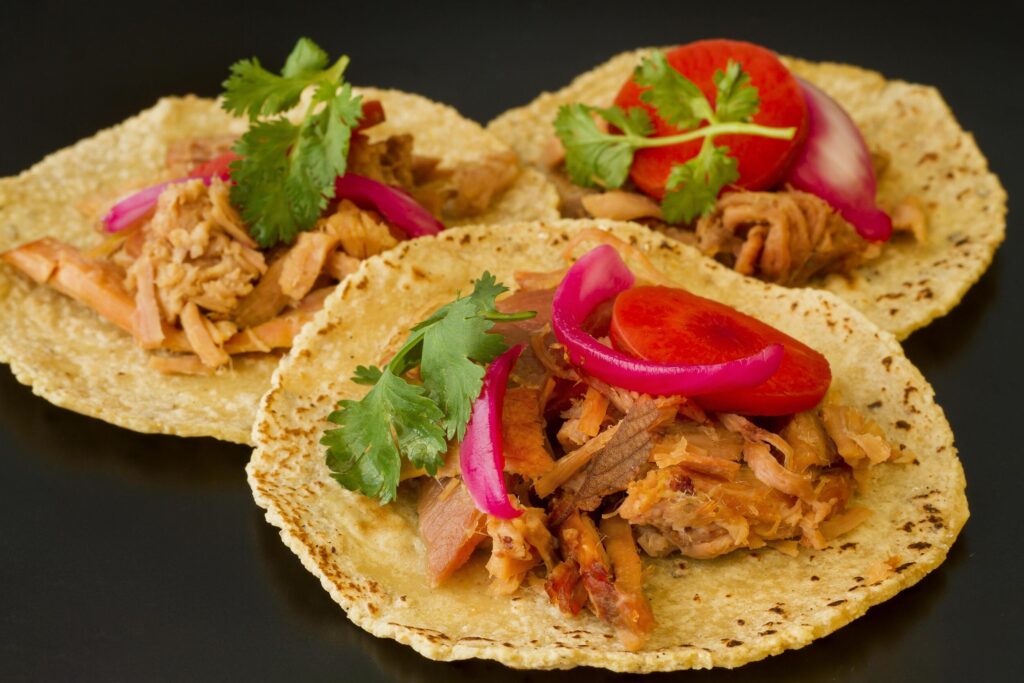 Tacos de cochinita pibil