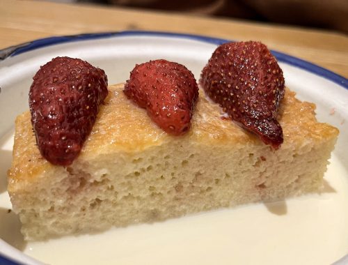 Pastel de tres leches en Costa Pacífico